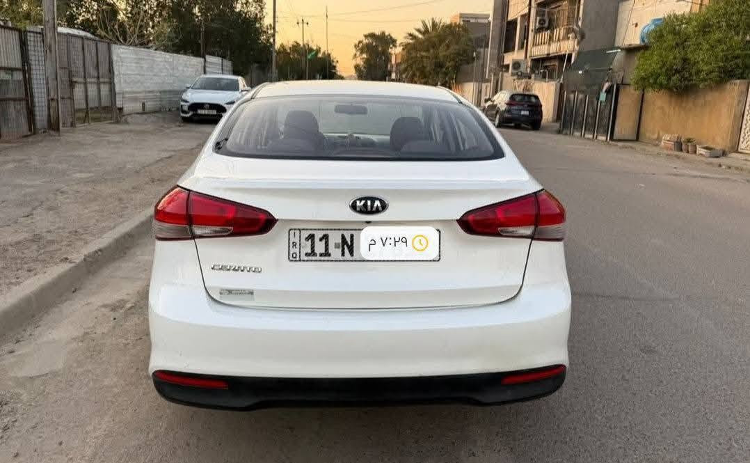 سلام عليكم سيراتو للبيع 2017 رقم بغداد بسمي سنويه جديده حداديه جديده جاهزه من جميع النواحي ماشيه 90 ألف حقيقي سياره مكفولة من الفتح وتبديل والصبغ فقط مكانات بارد بسيط  سعره 133وبيه مجال بسيط أي استفسار اتصال *********** المو شراي لا يكسر بحلال العالم
