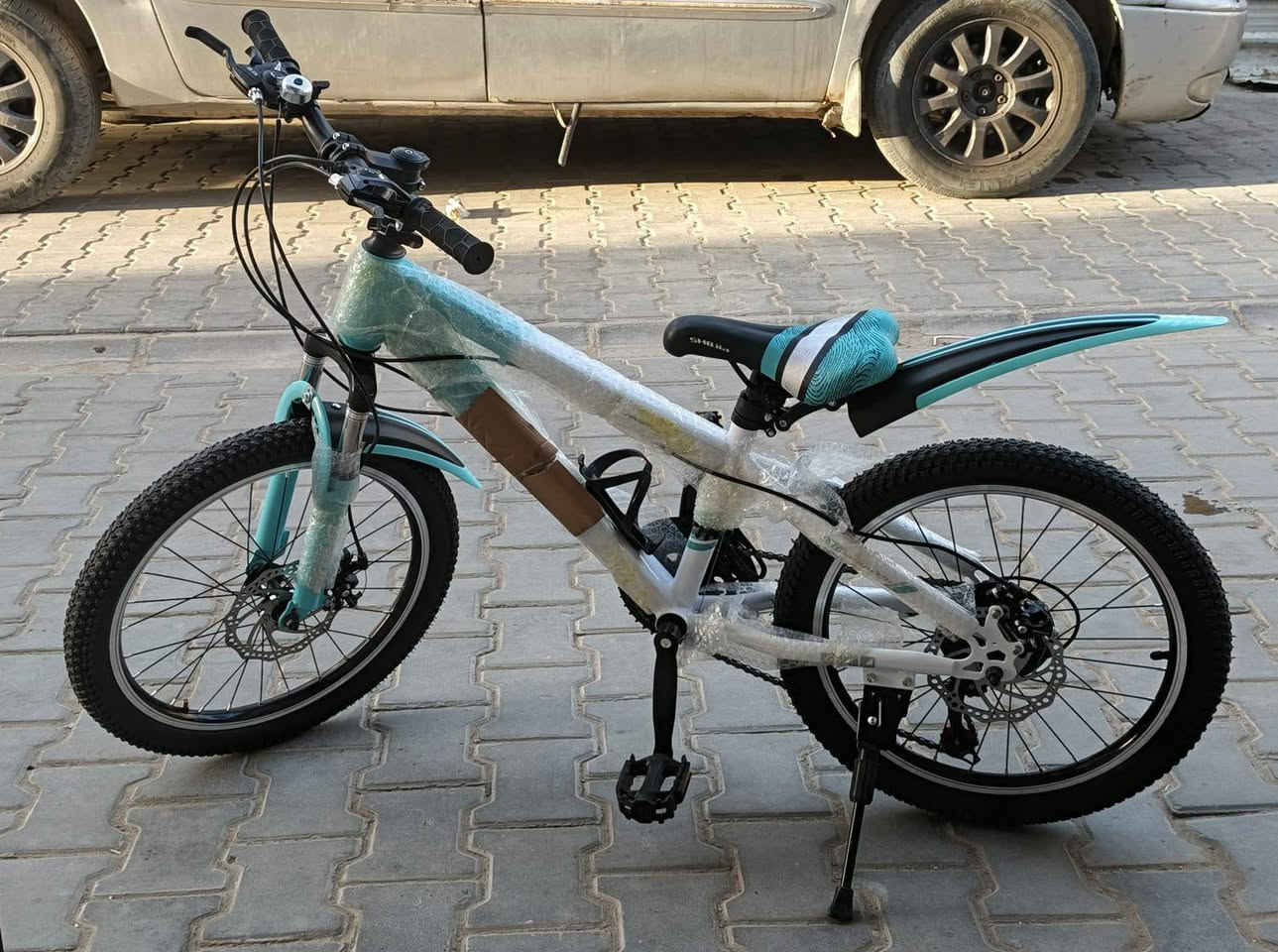 بايسكل جبلي
حديث مستخدم 5 ايام نظافة 99%  حجم 20 
سعر 100 الف بي مجال قليل 
مكاني بصرة ***********
