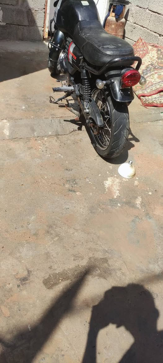 سلام عليكم شباب دراجا الآتي البيع موديل 21طلعه بشهر 12درجه مكفولة اوراق السعر 1400
وبيه مجال الشراي مكاني كربلاء الحولي هاذه رقم صاحب دراجه ***********
