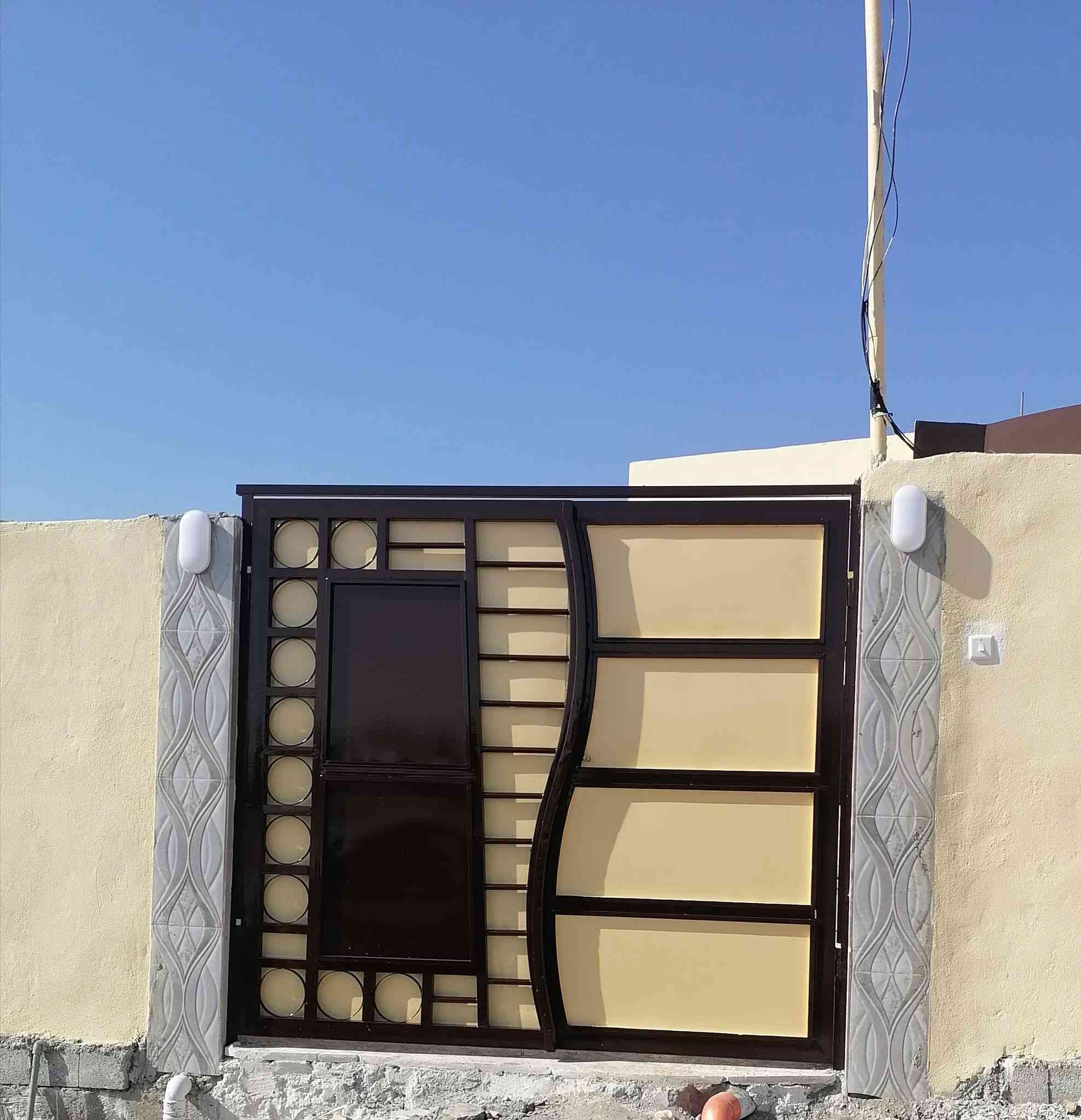 صباغ عام / انواع الاصباغ / شبابيك بيبان  / ترميم البيت / حته لو تعبان ارجعه الك مثل مجان بسعار مناسبه وتساب*********** او خاص.
