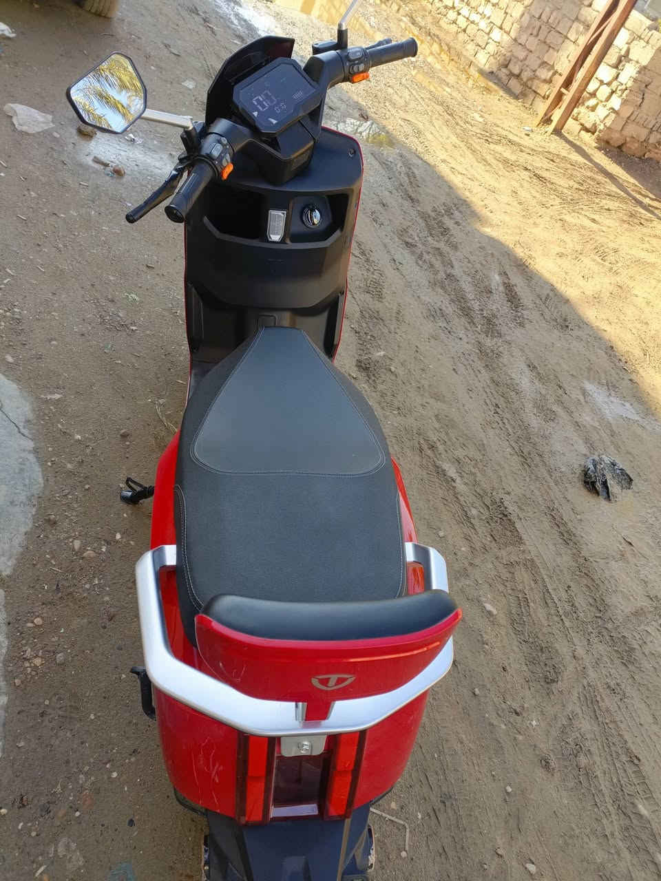 دراجة شحن وحش الكون موديل 2025 استخدام قليل 
اتصال ***********
السعر 875 مع المجال
