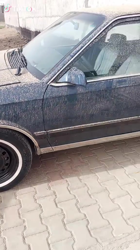 للبيع اولدز 90سياره جاهزه معمره جديد مابيهه اي نقص غير التبريد كمبريسر بي بولبرن سياره رقم بغداد انكليزي وشرط التحويل اذا ماتحول لا تخابرني مابيع مكينه كير صدر كله كفاله السياره مصبوغه عام شغل درجه اوله السعر 45وبيهه مجال للشراي عنواني محموديه اللطيفية ***********
