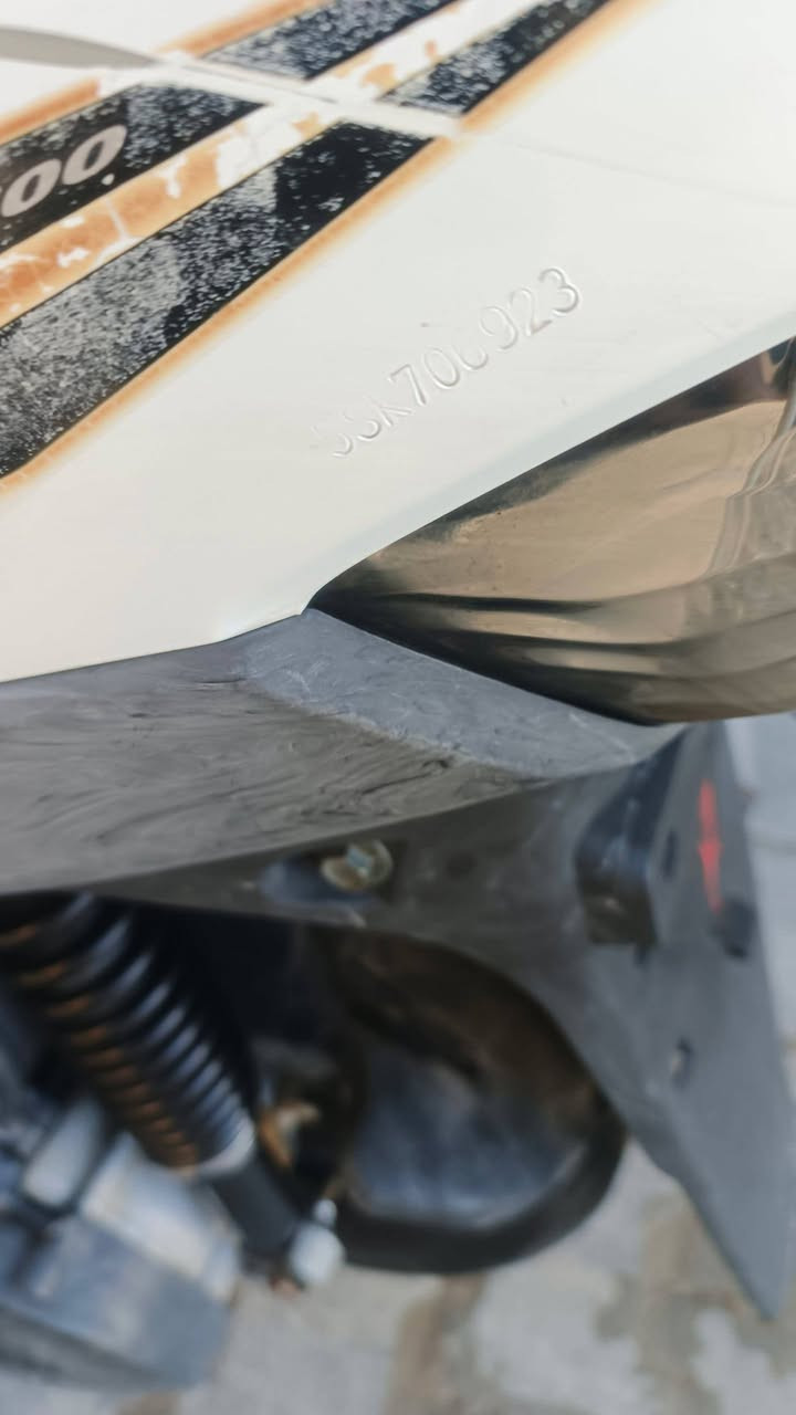 سلام عليكم دراجه البيع ماكس دراجه كلها بلادي دراجه تخم تأير ماطور كلشي ماعوزها كلها شغاله سلف هندر شغال اشاير كلها شغاله دراجه مكفواله كفاله عامه انتصال ‏‪***********‬‏
