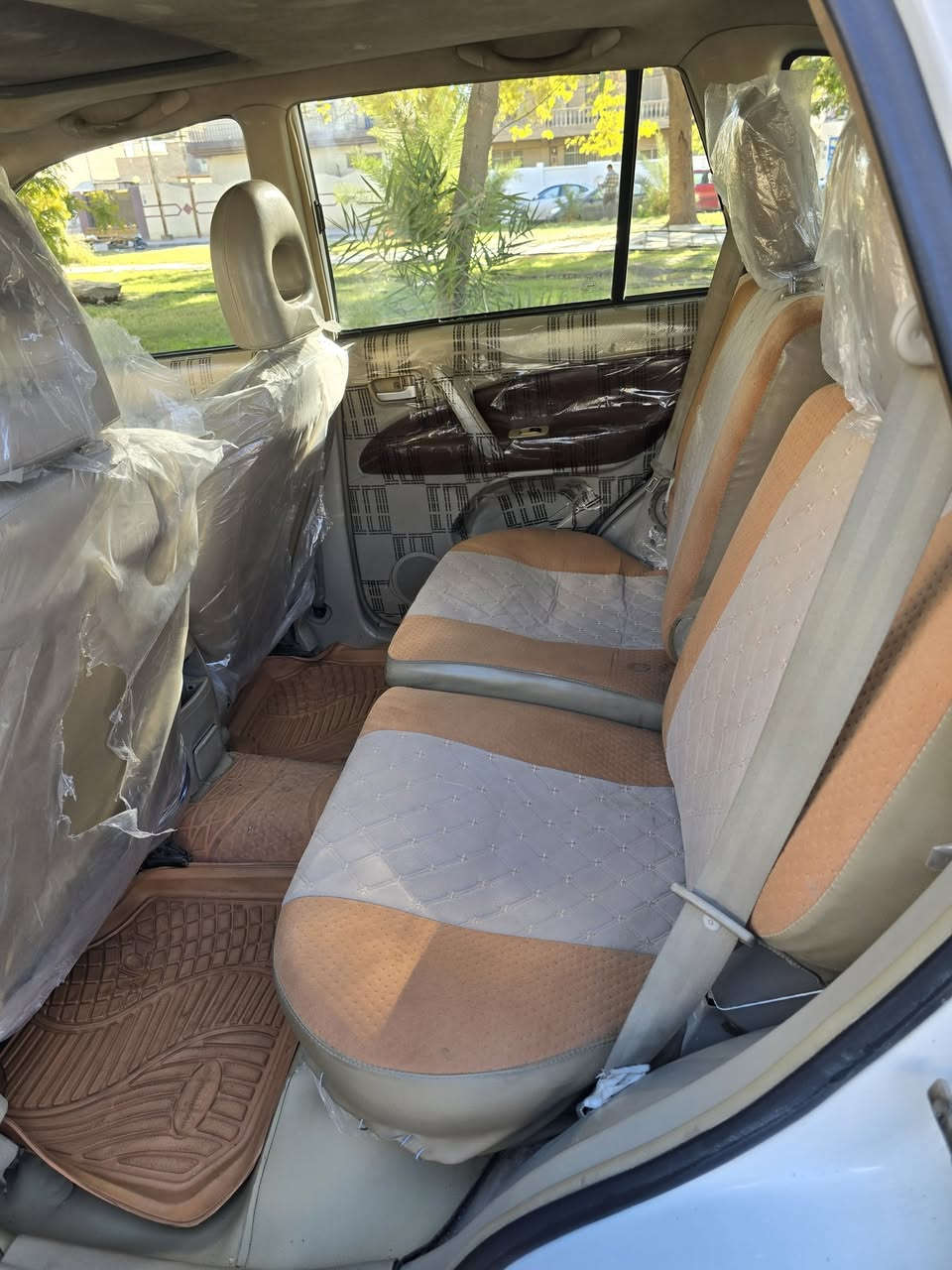 السلام عليكم تيكو موديل 11رقم بابل دولي
حداديه مع تبديل بور مع تبديل دهن كير مع ادمه منظومه بانزين كله جديد  قبل سبوع مبدلهم  سياره بدون ظربه  بيه فقط تلحيظات مال خياسات  مكاني كربلاء تبريد شغال كهربائيات كله شغاله  شادلها  شاشه سياره مال بيت جناي بل عافيه علي ياخذه اللبيع الغرض البناء 
سعر 55 بيها مجال ***********
