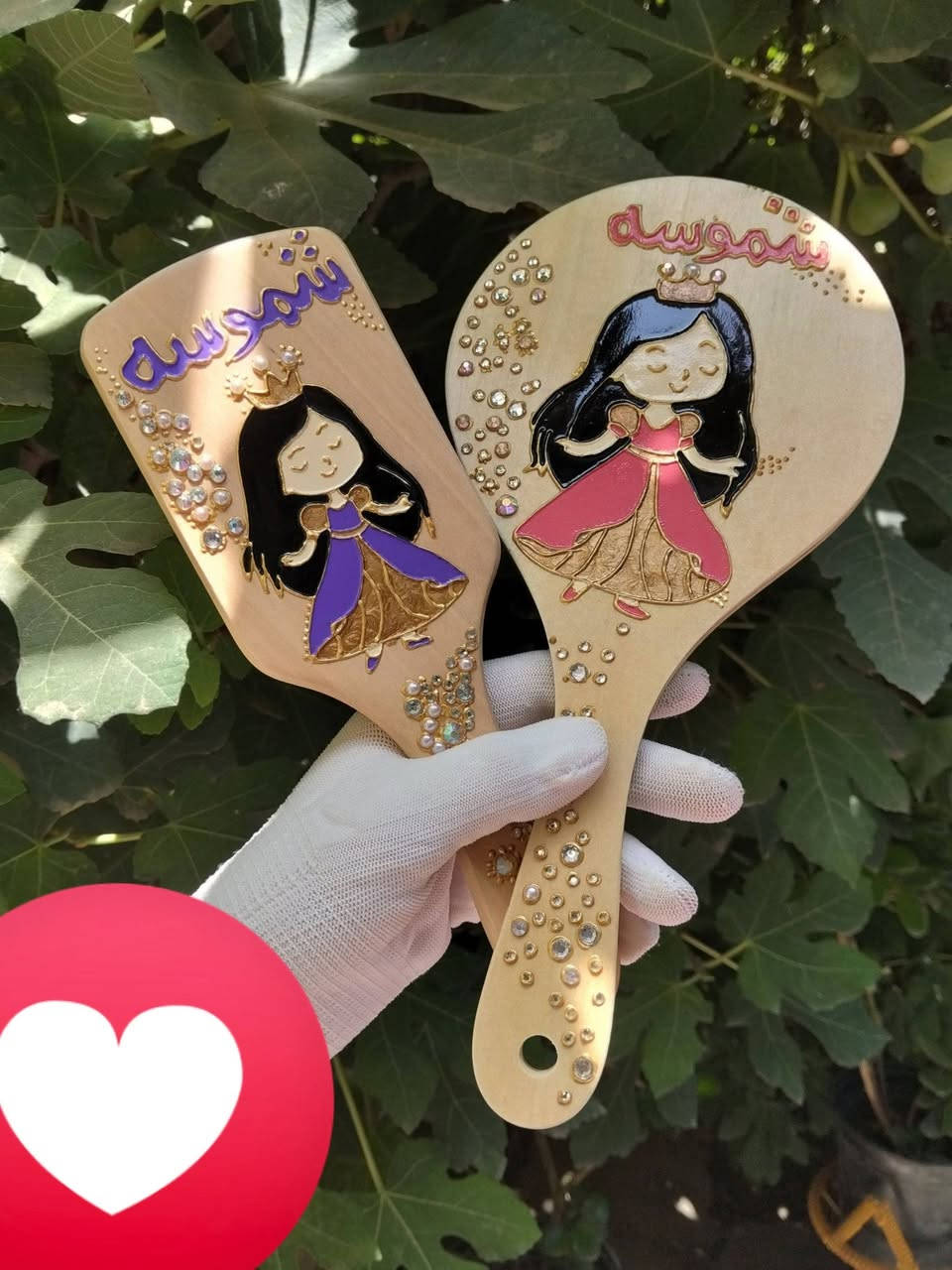 رسم على كافة انواع الزجاج حسب الطلب 🤍 
توصيل جميع محافظات العراق 🇮🇶🫣


**إذا كنت صاحب هذا الإعلان وتريد حذفه لأي سبب، رجاءا أرسل رسالة إلى الدعم الفني**