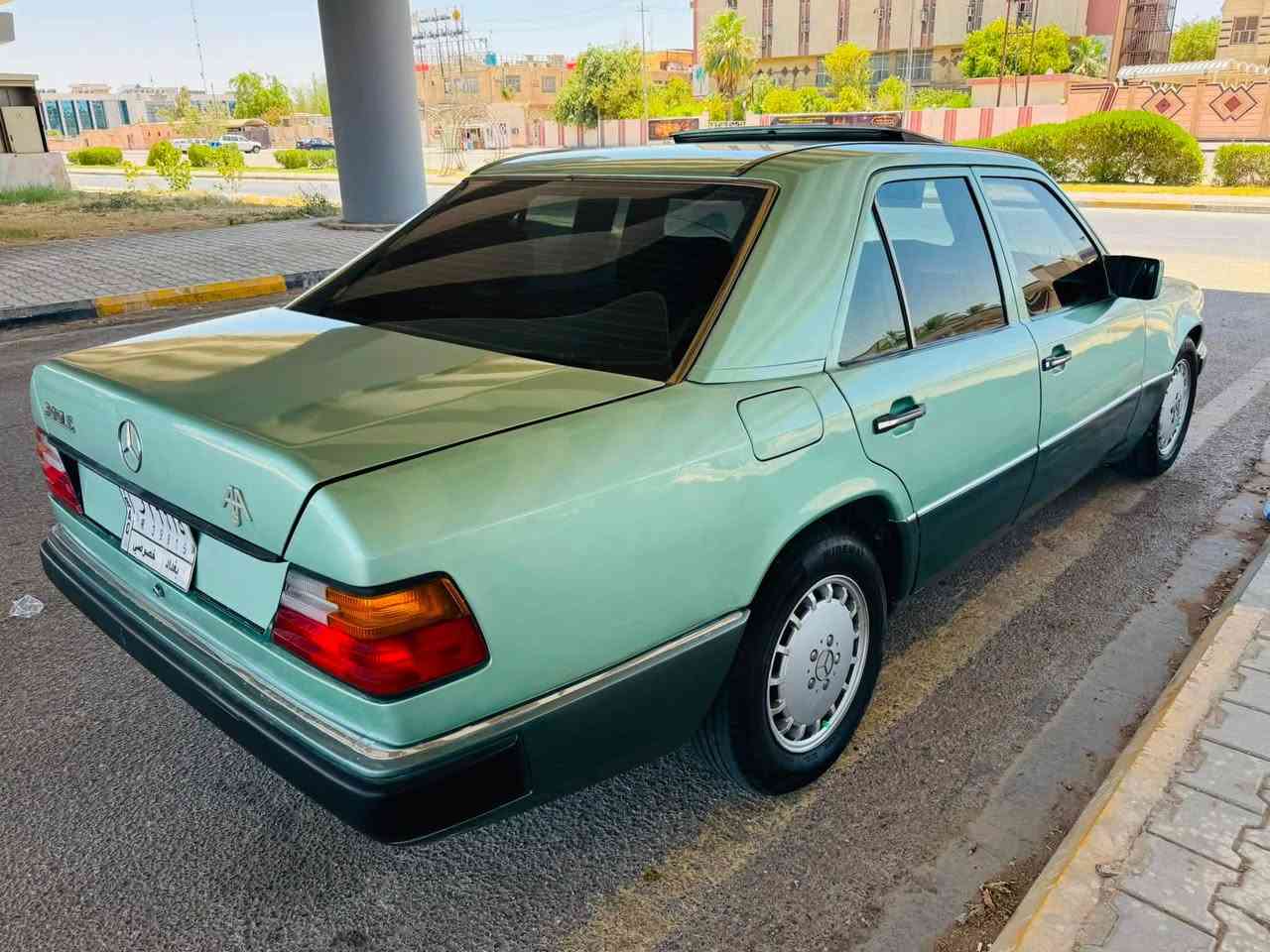 السلام عليكم
مارسيدس موديل 1992
السياره جديده وجاهزه من كير ومحرك وحداديه وتبريد جاهزه بدون حادث سليمه من الخياس
مكان السياره كربلاء المقدسة
السعر70
رقم الهاتف ***********
