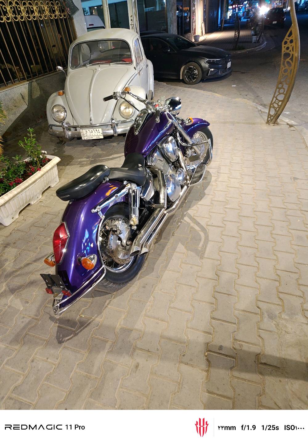 سلام عليكم
Honda vtx 2007
1300cc 
دراجه هوندا رقم سنوية بغداد 
دراجه نضيفه كلش مكينه مكفوله
ترايك اسبوع لان دراجه كامله 
صالنصات رياضي تزويد شركه BUB 
درع امامي وخلفي شغل اثير الكربلائي 
تخم تاير جديد 
كهربائيات كله صافيه وتمام 
ادامه جديده كامله
كابريتر نضيفه جدآ 
فيت بم جديد بلادي 
بلكات جديده 
السعر 55 $ ورقه
وبيه مجال 
بيع فقط بدون مراوس 
مكاني كربلاء 
***********