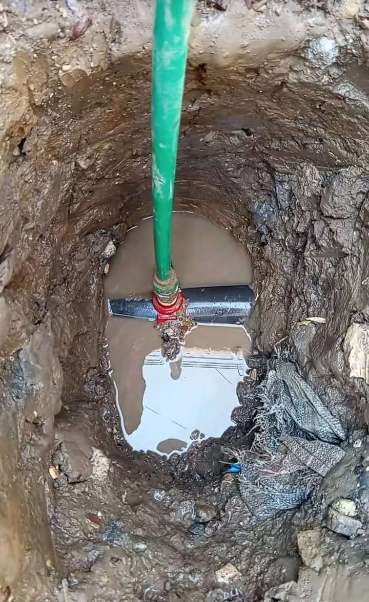 بسم الله الرحمن الرحيم
تفليش +حفر مجاري +تأسيس مجاري 
شغل درجه أوله و بسعر مناسب 
‏‪***********‬‏بي واتساب
