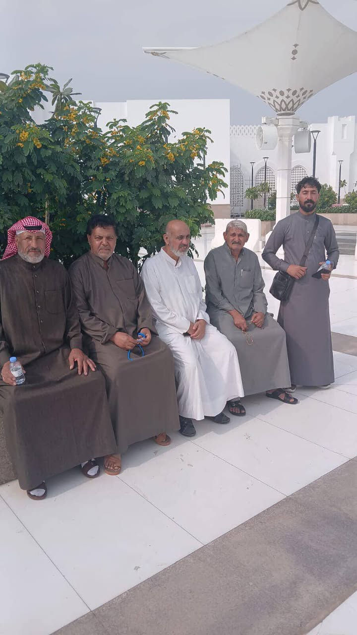 بسم الله الرحمن الرحيم على بركة الله نبدأ بأستلام الجوازات والمقاعد محدوده في رجب شعبان

عن الإمام الصادق (ع) أن أفضل العمرات هي عمرة رجب، وأنها تلي الحج في الفضل

العمرة في شعبان فيه تكفير للذنوب وتقوية العلاقة بالله. 

عمرتان في رحله واحدة عمرة  ورجب وشعبان… كلشي علينا بس صوغتك عليك
المقاعد مع شركة اجنحة المثنى محدوده جداً
لضمان جودة الرحله وتميزها 
📅 موعد رحلتنا القادمة: 2026/1/15

رحلات العمرة  براً:
السعر٩٥٠ الف نقداً
يوجد نظام الاقساط على الماستر كارد
----————————
⬛ مميزات رحلة العمرة براً:
بإشراف المتعهد: محمد الوهامي
✅ الانطلاق والعودة من وإلى مقر الشركة
✅ الإقامة في فنادق مميزة:
🔸 المدينة المنورة: فندق مجاور للحرم النبوي
🔸 مكة المكرمة:  (البر في محبس الجن أوو في العزيزية)
         
✅ 3 وجبات طعام
✅ 3ايام ليلتين  في المدينة + 6 ايام في مكة
✅ زيارات دينية كاملة للمزارات في مكة والمدينة
✅ رحلة سياحية اختيارة إلى جدة( على حساب المسافر) 
✅ باصات حديثة ومريحة
✅ إشراف إداري وديني كامل مع مرشدين أكفاء

🎁 هدايا مميزة لكل معتمر:
▫️ حقيبة كتف
▫️ كتيب "المهم في العمرة"

🔰 كل شي علينا... بس صوغتك عليك 🔰

📌 المستمسكات المطلوبة للتسجيل:
▪️ جواز سفر نافذ
▪️ صورة شخصية بخلفية بيضاء

📞 للحجز والتسجيل:
يرجى إحضار الجواز والصورة إلى مقر الشركة،
أو إرسال صورة الجواز عبر الواتساب على أحد الأرقام التالية:
 ***********. اتصال ووتساب                                                
***********. أتصال ووتساب
***********  فقط اتصال 

📍 موقعنا في المثنى(السماوة):
ملاحظه ليس لدينا فرع ثاني او مندوب خارج الشركة
تسليم الجوازات حصرا داخل الشركة 
شارع النادي الرياضي مقابيل حديقة النور ومندي عدن
