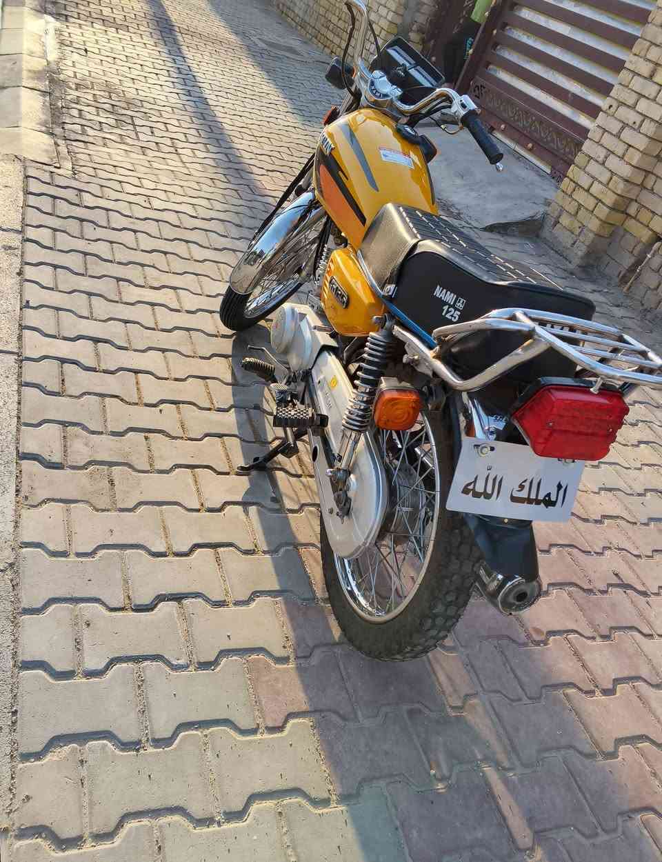 اربعة كير متين اصلي مديل 22 للبيع
اوراق اصولي 
دراجة  نشطه خير من الله
 ما ناقصة شي
 كهربائية كله شغالة
السعر 1،150 وبيه مجال 
مو سعره بس.. مستعجل
الميعرف بسعار المتين لا يتعبني 
مكاني كوت
 للتفاصيل: ***********
اتصل وبل خدمة
