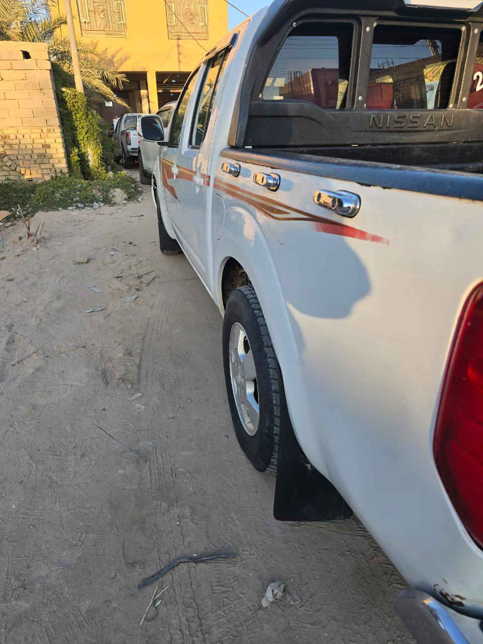 نيفارا ٢٠١٢ السياره حلوه تجي وشوف بعينك رقم بصره سنويه منتهيه شرط تحويل السعر ١١٠ بيها مجال قليل رقم صاحب السياره(***********) مكلف بالنشر
