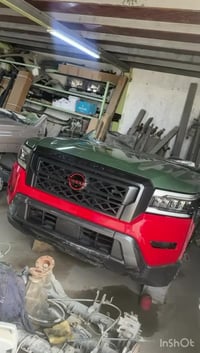 07712433300 07756000894