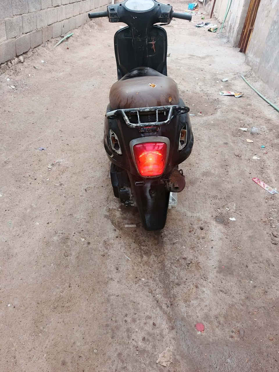 دراجه سيام 2013للبيع شغاله من الطول للطول سلف هورن لايت اشاير اومراوس بفراشه وسعرها خاص


**إذا كنت صاحب هذا الإعلان وتريد حذفه لأي سبب، رجاءا أرسل رسالة إلى الدعم الفني**