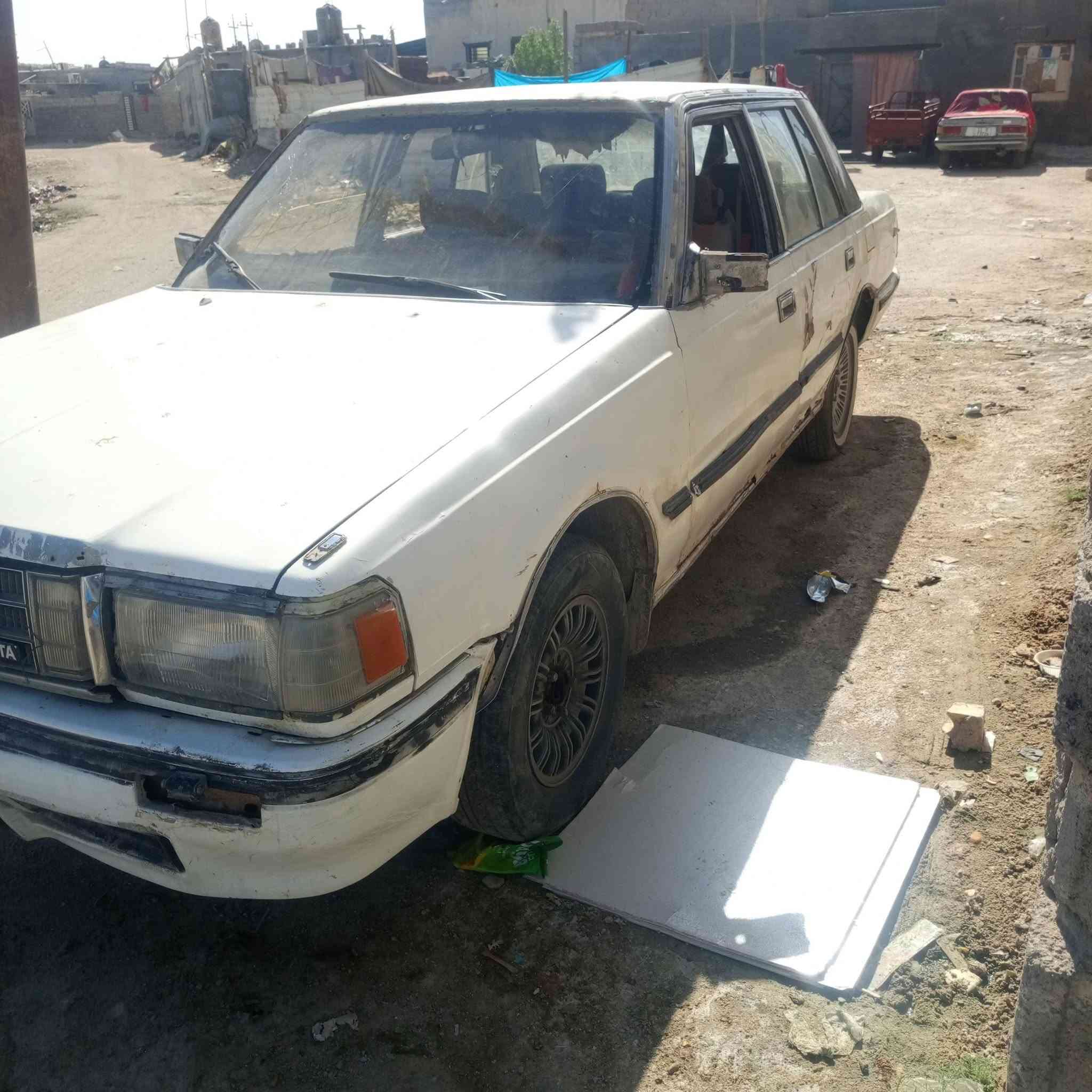 اسلام عليكم سوبر موديل 86 رقم دولي سنويه ل30 
مكينه وكير كفاله البدي شوف العين راعيهه يريد مداور 
السعر 20 وبيهه مجال قليل مكاني بصره كرمه علي 
***********
