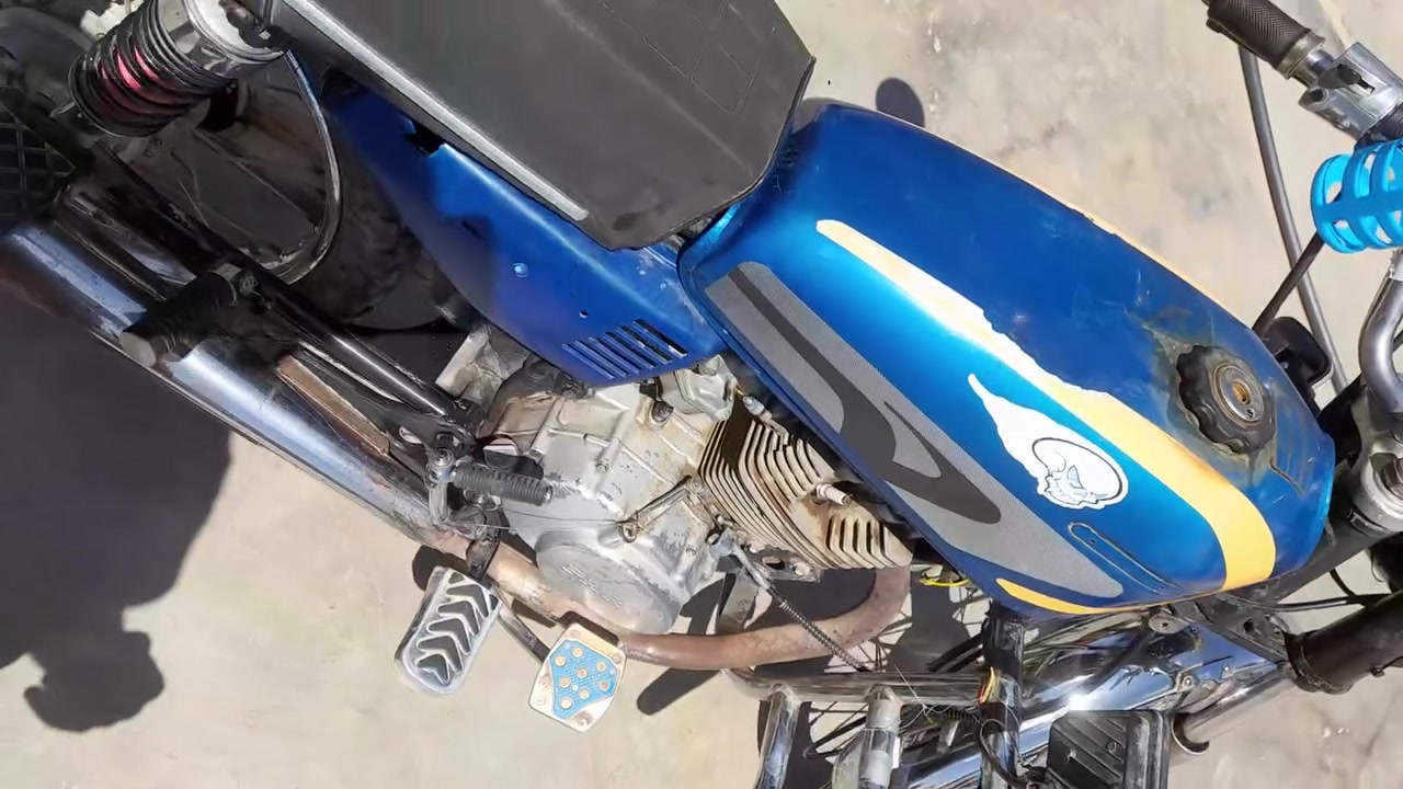 برت 4 گير للبيع شغال سعر 250 مكان الرمانه يعوزه بس ترتيب كهرباءيات جديله جديده***********
