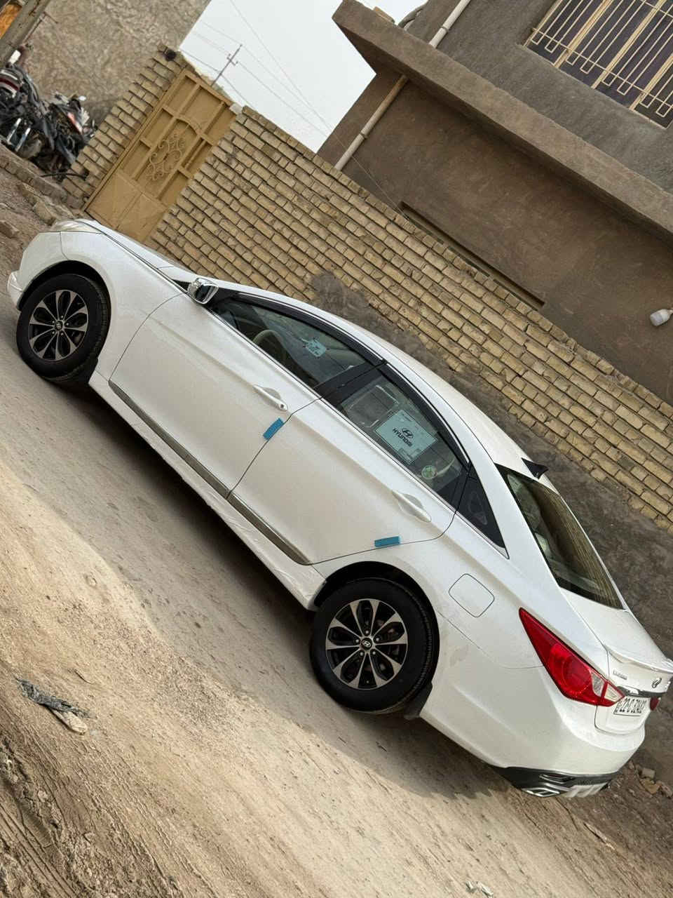 سلام عليكم سوناتا 2010 خليجي مكينه 2400دوش مواصفات سياره تحكم ستيرن شاشه كامره خلفيه  اشاير بل مري تبريد قطعتين مري شفط سياره بدون صبغ فقط دعاميات وشويه بارد بسيط صدر تخم تاير جديد كهربائيات كلهه شغاله رقم اربيل بسمي سنويه لحد 2031 هزه جديده قبل شهر داخله هزه السعر 112 وبيهه مجال بسيط للاستفسار *********** مكاني بغداد ما متواجد عل فيس
