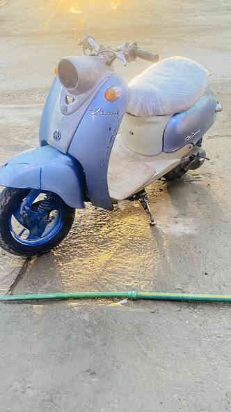 سلام عليكم شباب  
دراجه عبد الحليم ٦٠
محركه حلوه شاصي يخبل زبد 
النجف الاشرافً حي ميسان نفق 
نقص بس كابريته تعبانه شويه 
سعر ١٦٠الف تواصل في واتساب 
***********
