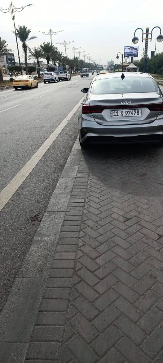 السلام عليكم
للبيع كيا فورتي موديل 2024
ماشية 20 الف مايل  فئة lx 
السيارة جديدة جداا 
سيارة بسمي مابيها نقص جاهزة 
صور الحادث بلمنشور 
صندوق مبدل وجاملغين صبغ والبدنة بدلتها رجعت بلاد ماشاء الله 
بدون ايرباك وبجم كبس كما موظح 
مكاني بغداد حي جميلة قرب علوة الطحين 
السعر 145 مجال حق الجية 
غير متواجد عالفيس مكلف بلنشر 
احمد الكوردي 
م/***********
