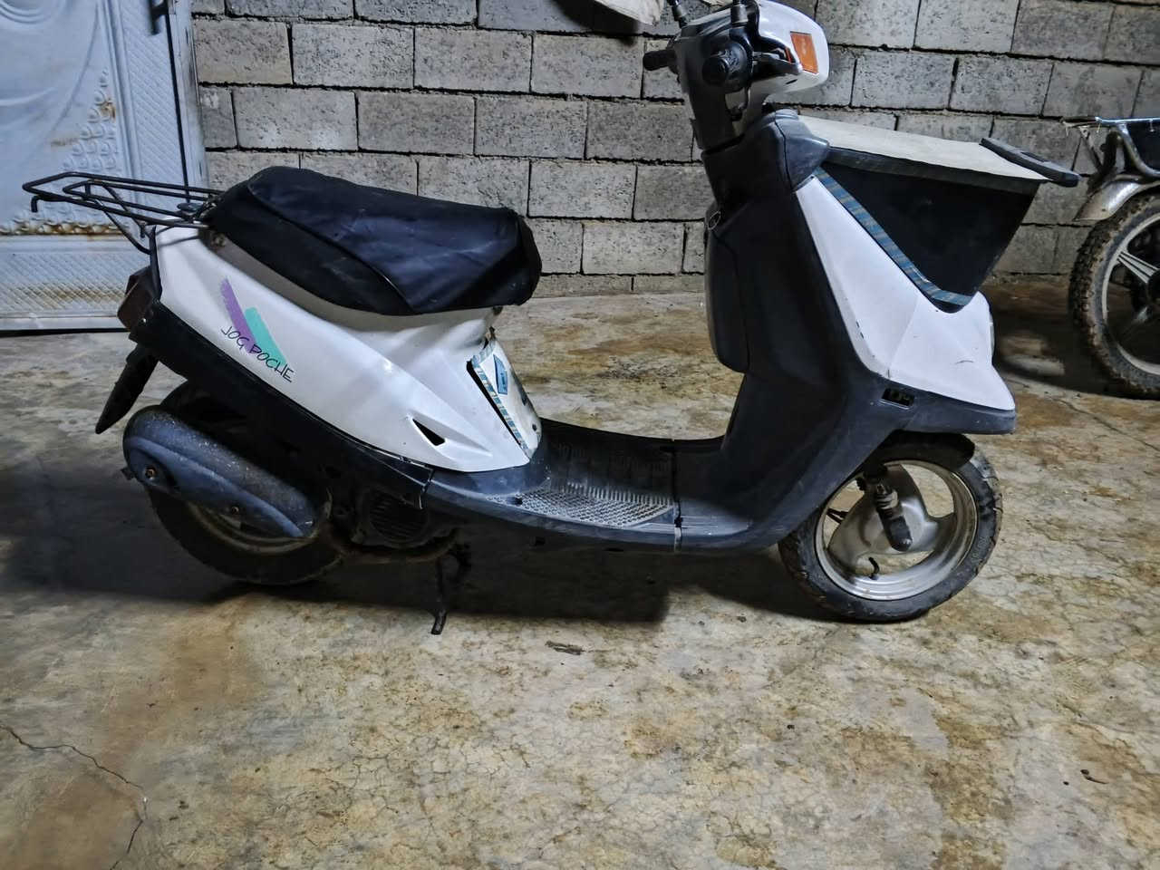 . ياماه.  كفرات كله بلادي كهربايات شغاله  سعره. 200 بي مجال   ***********
