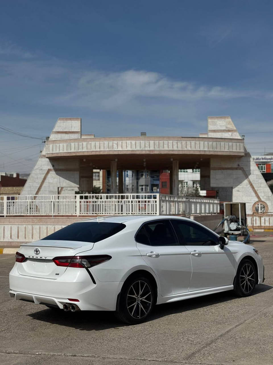 تويوتا كامري موديل2024 
(ماصوفات)
ويل كرو
لايت ليت و زينو
ثلاث مود يكو و نورمال و سبورت 
كوشن مساج هيتر كهرباي 
سيارة كامل حساس و رادار
كاميرة و شاشه كبير
كوسن جلد و شامو
 (ضرر سيارة)
سيارة بدون دواخل و يرباك مامفتوح يرباك سقف هم مامفتوح  صبغ جملغ شبر قباغ صندوق دعامي بدون صبغ محرك و گير شرت  حجر رادار بيلادي ماشي22 الف 
*********** اكر, نينوى
