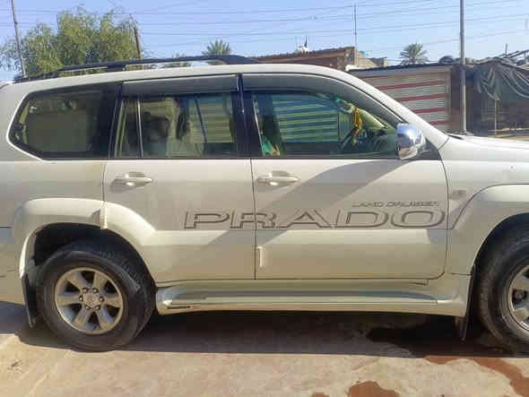 السلام عليكم
برادو موديل2008 كويتي اصلي 
 6اسلندر
كفاله عامه لاصبغ ولا بارد 
فول مواصفات فتحه سلايت رووف 
السياره جديده وجاهزه من كير ومحرك وحداديه وتبريد جاهزه 
رقم واسط تحويل بغداد 
السعر150بيه مجال 
مكان السياره بغداد
رقم الهاتف ***********
