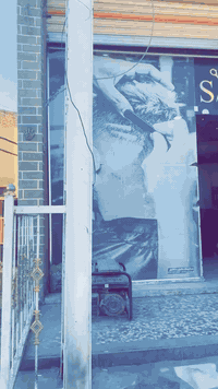 الصالون للبيع لسبب التعين الايجار مناسب.  150. اتصال   07709358447