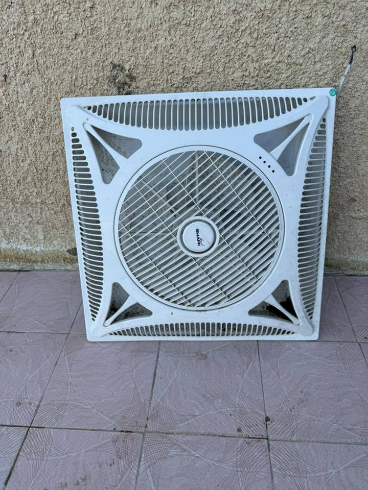 مراوح سقف ثانوي عدد 3 للتواصل
***********
