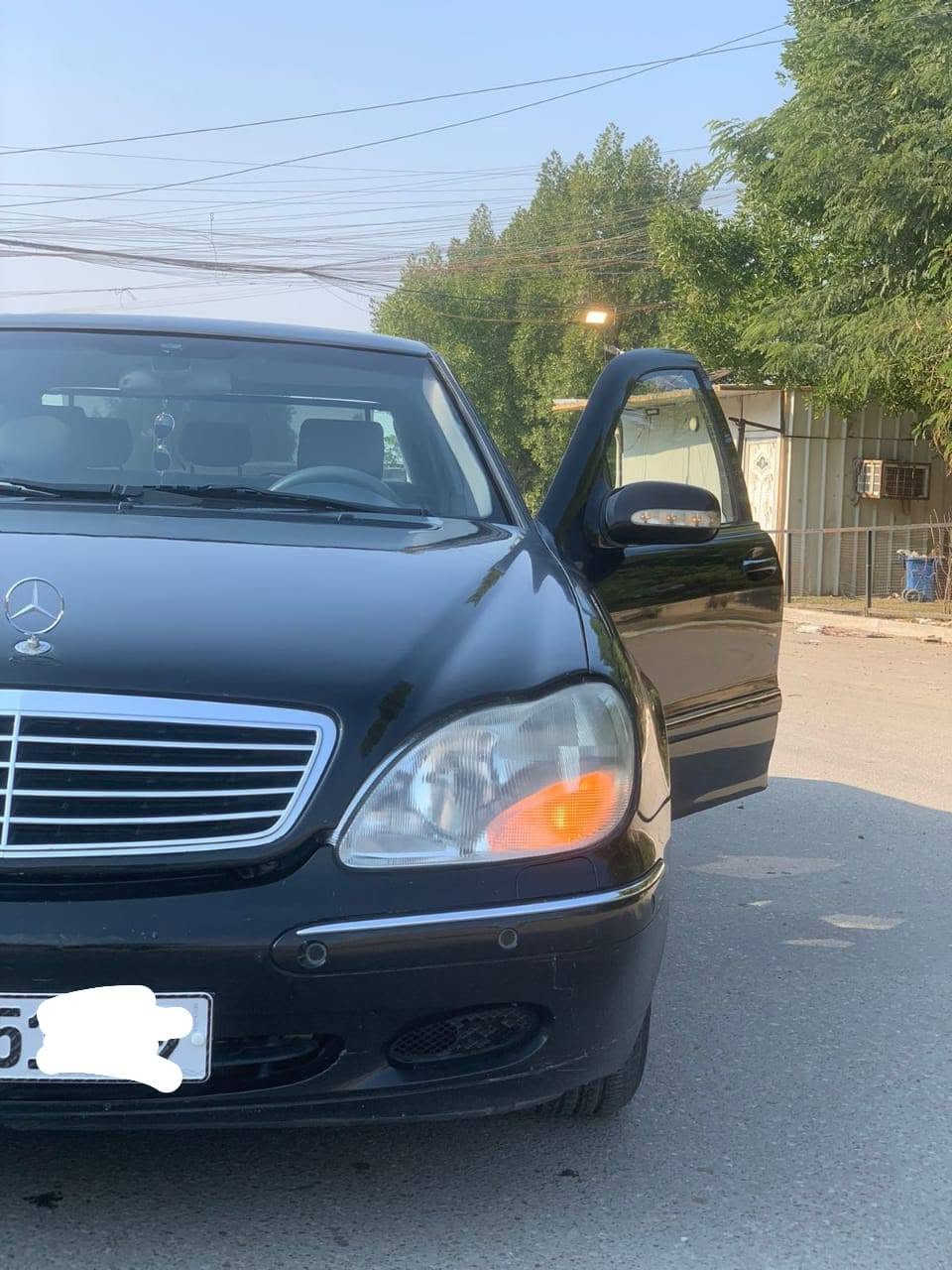 السلام عليكم 
مارسيدس غواص S320🔹
موديل 2000🔹
كشنات كهرباء زائد تدفئه تبريد 🔹
خزن ثلاث وضعيات 🔹
تجاوي خلفيه كهرباء 🔹 
كروز سرعه وقفل سرعه🔹
حساس مطر🔹 
مانع انزلاق🔹
سلايت روف🔹
تدفئه تبريد🔹
صدر امامي خلفي جديد 🔹 
محوره من جوبلس الى دبل🔹
داخل نضافه ٩٨٪؜🔹
كير مكينه مكفولات🔹 
رقم انكليزي دولي جديد 🔹
باقي موصفات غواص معروفه 

السعر/  120 ورقه 
الرقم/***********
المكان/بغداد
مكلف بالنشر
