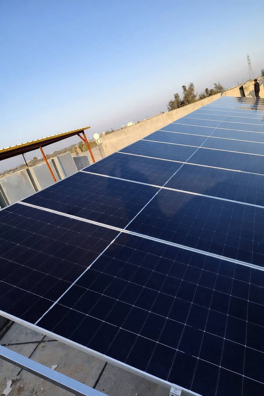 {تنصيب منظومة طاقة شمسيه2026}

‎من قبل كادر شركة رويال سولار 

‎تجهيز منظومة منزلي 32 أمبير نهارأ و 32 أمبير ليلأ 

الموقع صلاح الدين - قضاء تكريت - منطقة الفرسان 
  
‎✅الواح المستخدم SOLAR Panal حجم 615واط
‎عدد: 16 ضمان 15 سنة استبدال

جهاز انفيرتر   هايبرد DEYE 8k✅
‎  عدد:1 ضمان 5 سنة 

بطارية مستخدمة نوع ليثيوم SOLAX  حجم 16KW ✅
عدد:2 ضمان 10 سنوات تبديل+صيانة

‎يتوفر لدى شركتنا رويال سولار نظام نقدي و اقساط لموظفين كي كارد لمده 18 أشهر 

‎العنوان كركوك شارع القدس - مقابل كوفي الجادرية - عمارة رويال نيت 

‎فرع الثاني كركوك شارع المطار قرب فلكة تكريت

فرع صلاح الدين - تكريت - القادسية شارع الكراج -قرب الحديثي للموبايل 

‎للحجز والاستفسار للتواصل او مراسلتنا على واتساب 

*********** كركوك
*********** صلاح الدين اسيا
*********** صلاح الدين زين
*********** الشركة 

 الرقم المختصر 6020📞
