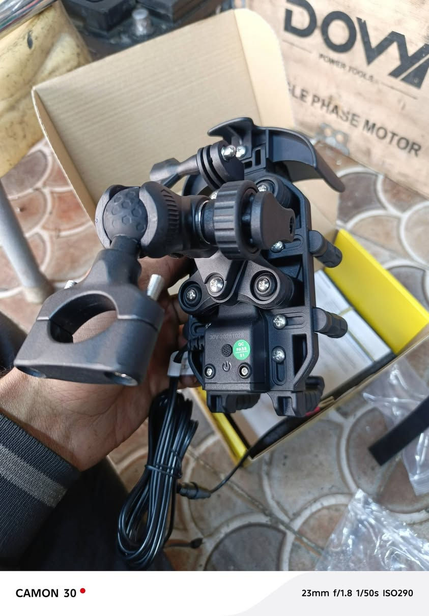 مرحبا كباتن
اليوم وصلنه ويل دايوان خلفي حجم ١٨
ووفرنالكم ستاند شخن واير لس فول نواصفات 
عنوان المحل حي الجامعه قرب جسر حي العدل خدمات الرحمن
***********
