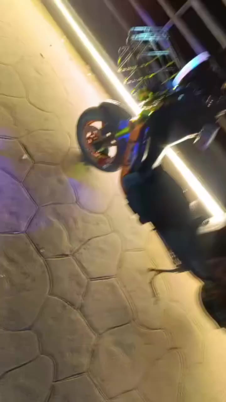 كدام العين النضاافه فول R9...
السعر 400.مكاني جانب الايمن حي العامل


**إذا كنت صاحب هذا الإعلان وتريد حذفه لأي سبب، رجاءا أرسل رسالة إلى الدعم الفني**