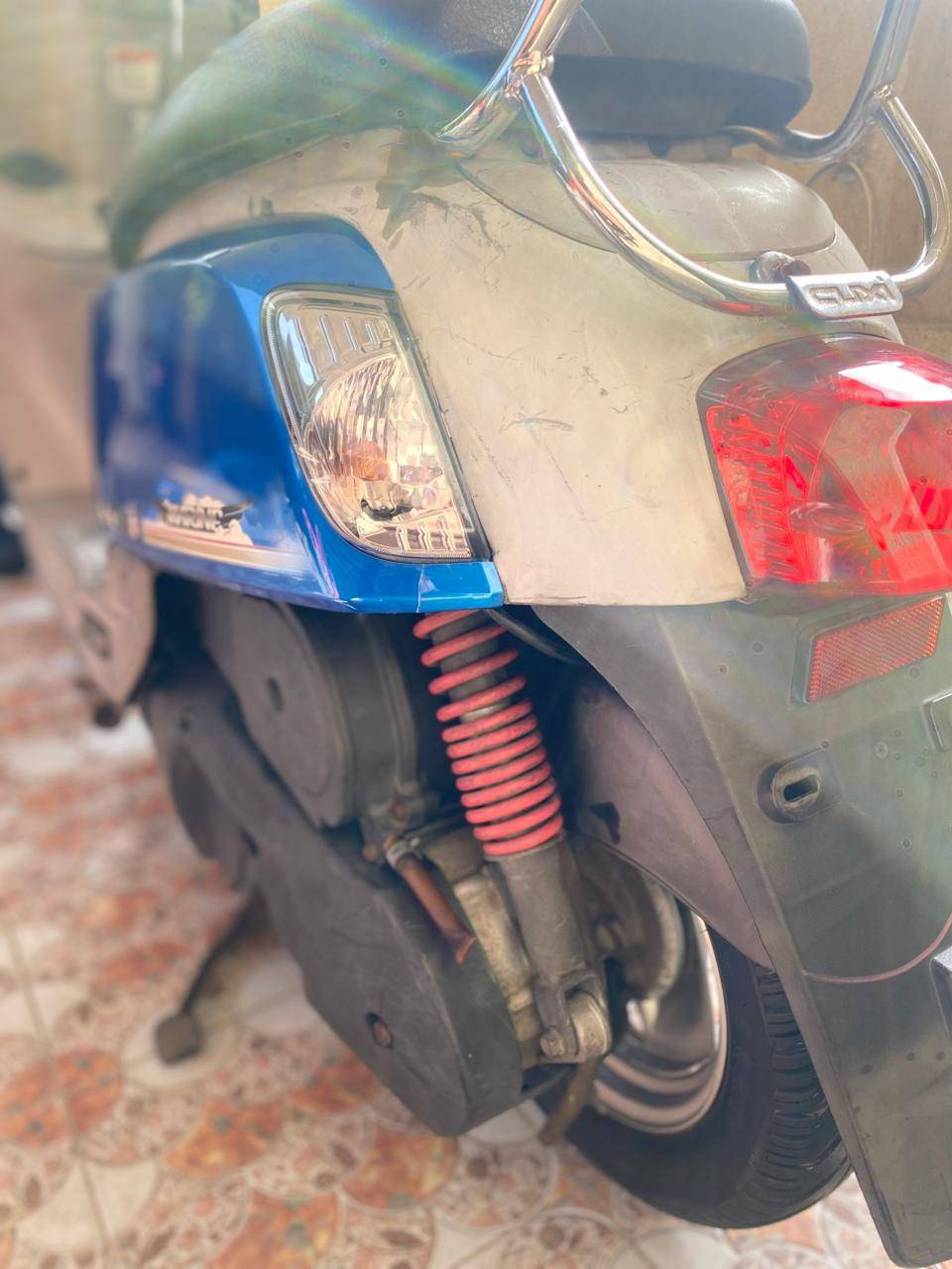 السلام عليكم دراجه بوليس للبيع مال حاويه نازله موديل 13 معدله 110تقفل دراجه ما ماشيه خير من الله وشوفت عينك بل صور لون مميز سعر 1350وبيه مجال


**إذا كنت صاحب هذا الإعلان وتريد حذفه لأي سبب، رجاءا أرسل رسالة إلى الدعم الفني**