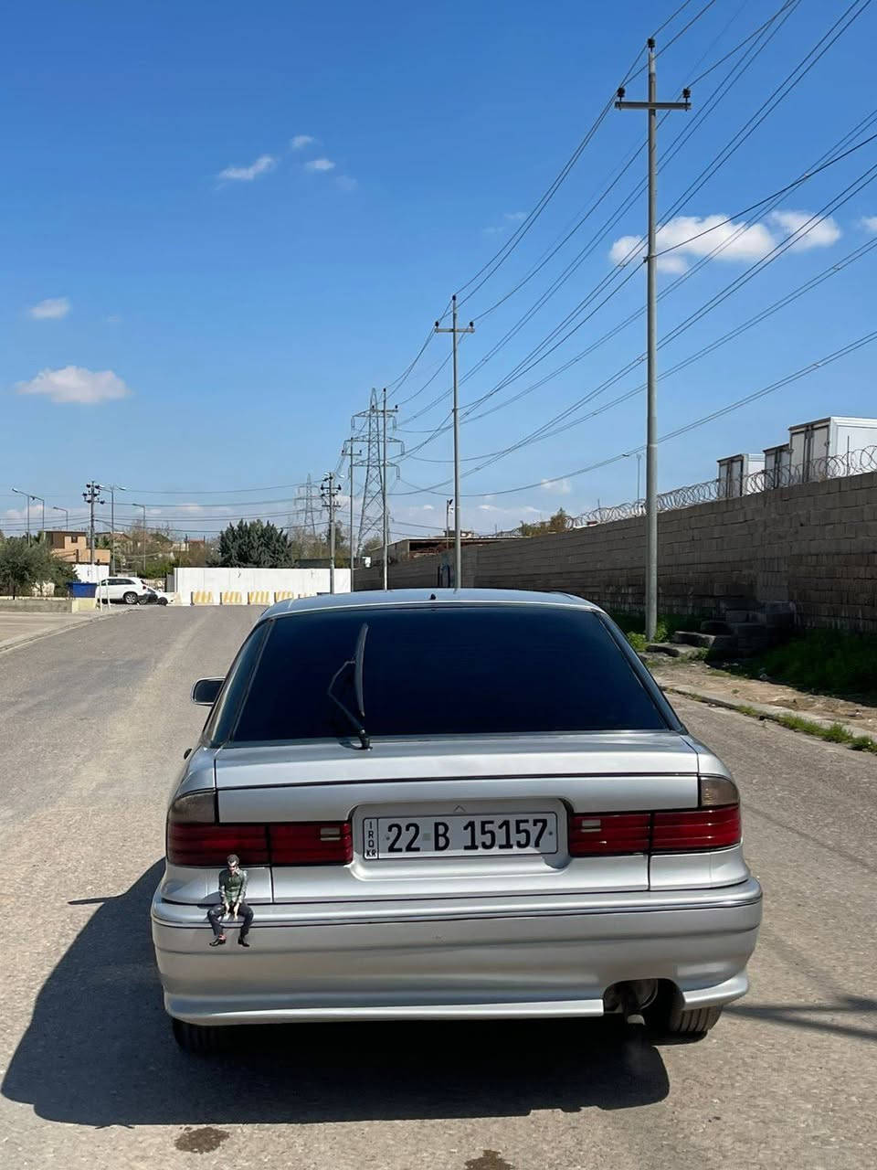 كلاند 63 بيلاد  موديل  1992 صبغ عام بس بيه ضربه بسيط من كدام سياره كلش حلوه سنويه و كلشي جديد باسمي السعر 48 وبي مجال للطيبين مكاني اربيل للبيع و للمراوس حسب القناعه واتساب *********** أربيل, العراق
