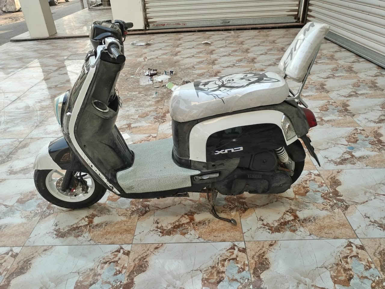 سلام عليكم للبيع بوليس نوزل شراي يتصل*********** مراوس بعدله ترهم

