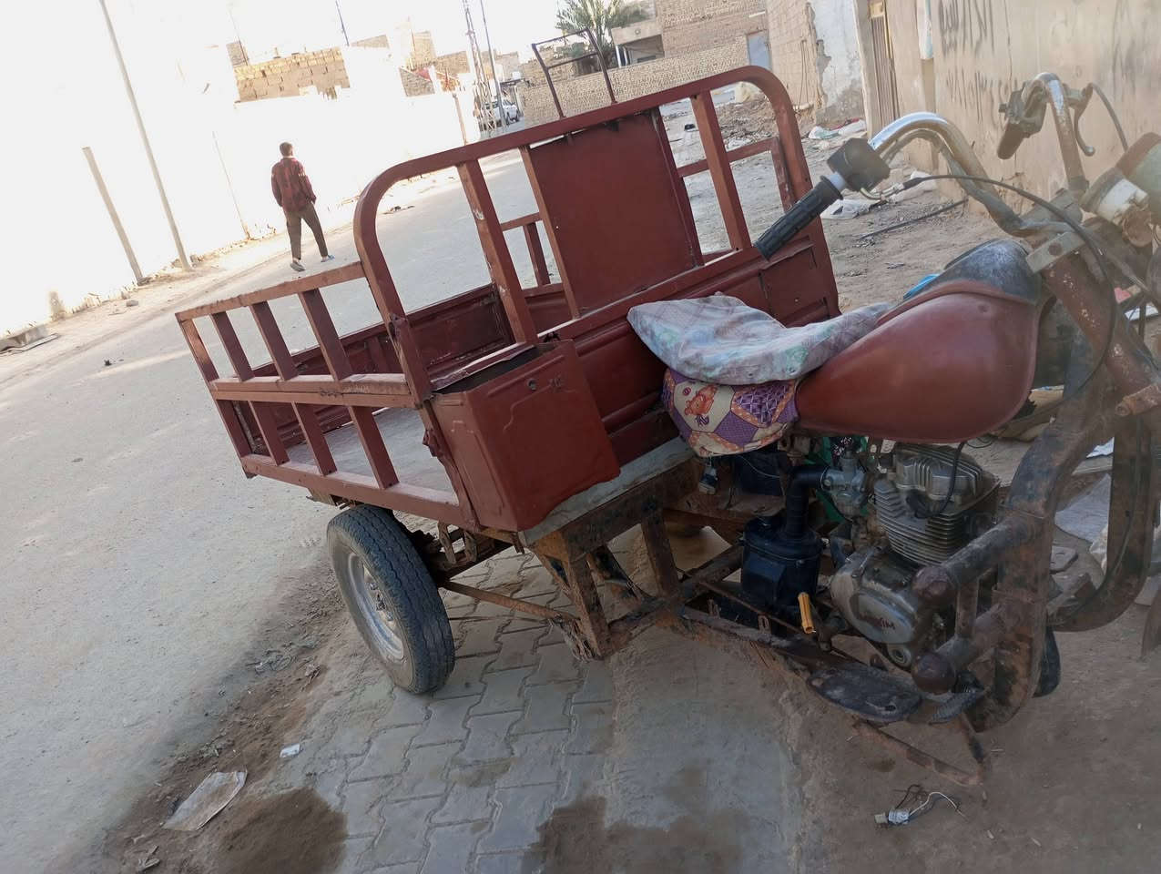 سلام عليكم ستوته للبيع رقم اسود وسنويه مكينه جديده لا تبخير ولا تنقيص اكسن مكفول ركبه مكفوله كهربائيات شغاله السعر 450 اوبيها مجال قليل مكاني الديوانية مركز ***********
