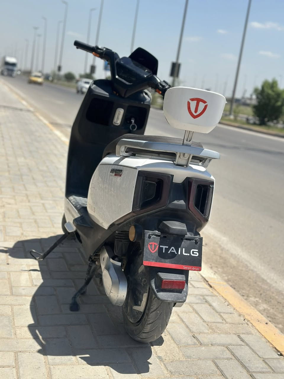السلام عليكم دراجه شحن للبيع انوع تيسلا تجي ست بطاريات مسطره اكرافين تمشي 80 حقيقي اشاير يمنه يسره لايت عالي ناصي مثبت سرعه السعر 800 وبه مجال بسيط مكان بغداد لامين


**إذا كنت صاحب هذا الإعلان وتريد حذفه لأي سبب، رجاءا أرسل رسالة إلى الدعم الفني**
