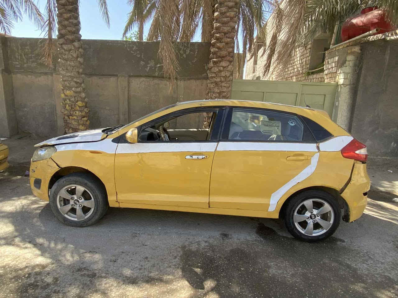 شيري فلاوين 2013 رقم بصرة سنوية موجودة بدون راعي وبدون محرك   السيارة كدامك شوفها زين وقيم بما يرضي الله 
مكانها النجف الاشرف ناحية العباسية *********** 
مراوس اي سيارة عندك نشوفها او بيع مانختلف
