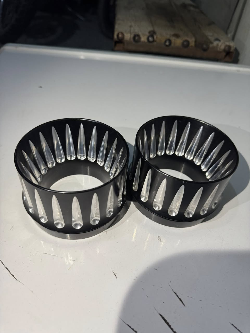 السلام عليكم حلوگ مال كزوزات هارلي المنيوم ثقيل يعني مو تجاري للبيع السعر 50 الف للتواصل خاص او ***********
