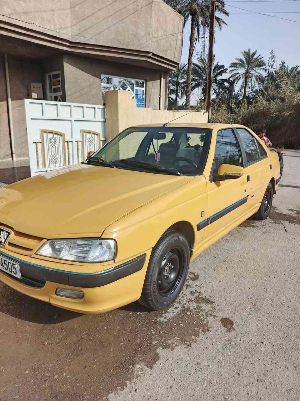 بيجو بارص 2015 سياره حلوه بسمي تحويل ثاني يوم مصفره هيئه وغرامات تجي تشوف وتقتنع وبخدمتك
السعر 50 وبيها مجال حك الجيه  
***********
