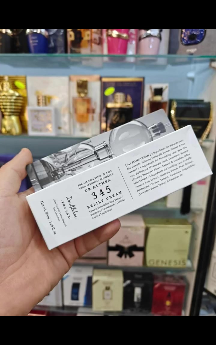 #الأكتر_طلباً 🔥 

وفرنالكم كريم 345 الكوري
#الأصلي 

🇰🇷🇰🇷🇰🇷🇰🇷
 ‏Dr.Althea345Relief cream 

لو بشرتك تعاني من الحساسية، التصبغات، أو آثار حب الشباب مثل الحفر والخدوش؟

مع Dr. Althea 345 Relief Cream، حتعمل علي تحسين  مظهر بشرتك واستعادة إشراقتها الطبيعية

✨ مميزاته

✔ غني بمستخلص الصبار والنياسيناميد، يساعد في تفتيح التصبغات وتوحيد لون البشرة.

✔ يحتوي على السيراميد لدعم تجديد البشرة وتقليل ظهور الحفر والخدوش الناتجة عن حب الشباب.

✔ يرطب بعمق ويهدئ البشرة من الاحمرار والتهيج.

✔ خالٍ من العطور الصناعية، آمن لجميع أنواع البشرة، حتى الحساسة.

#عنايه #اهتمام #بشره #حل #وجه #ماسكات_بشره #حلول #تفتيح #خلطات_وجه #خلطات_تبييض #ماسكات_طبيعيه #خلطات_عروس #تفتيح_البشرة #خلطات #ثقافه #معلومه #خلطات_جسم #عنايه_بالبشره #طبيعه #صحه #عنوانا_التميز_الصدق_الامانة #عنايه_بالشعر #علاج #جمال #منيكير #عنايه_بالجسم #عنايه_شخصيه #مكياج #ماسك #عرايس


**إذا كنت صاحب هذا الإعلان وتريد حذفه لأي سبب، رجاءا أرسل رسالة إلى الدعم الفني**