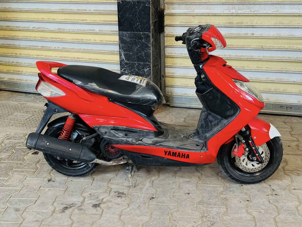 سلام عليكم
للبيع دراجه سكنس ياباني فحل

موديل 2013 نوزل 

دراجه قبل شهر منزلهه رمبه 

دراجه عداد إلكتروني وحساس ستانه

دراجه نضيفه كلش بلحقيقه احلا من الصور  

دراجهه شرط ما مفتوح بيهه برغي 

تجي اشوفهه وتفحصهه وتشلع أعيوني

سعر خاص أو تصال  ***********.
