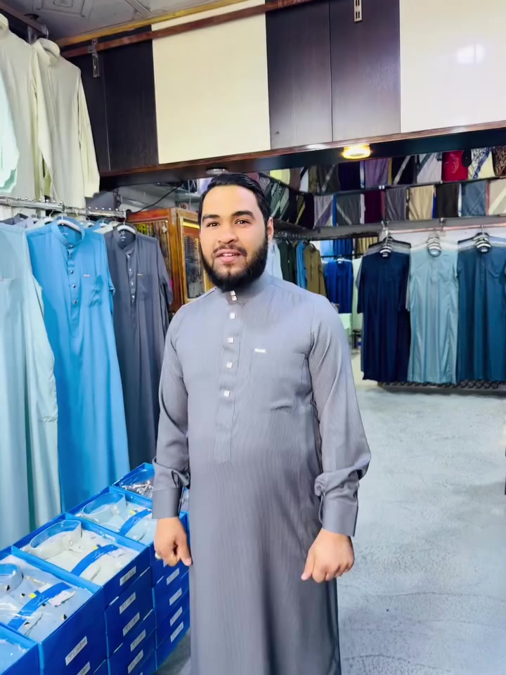 بلاش بلاش بلاش 
سعر القطعه ١٥ ألف 
القطعتين ٢٥ الف 
للحجز ***********
