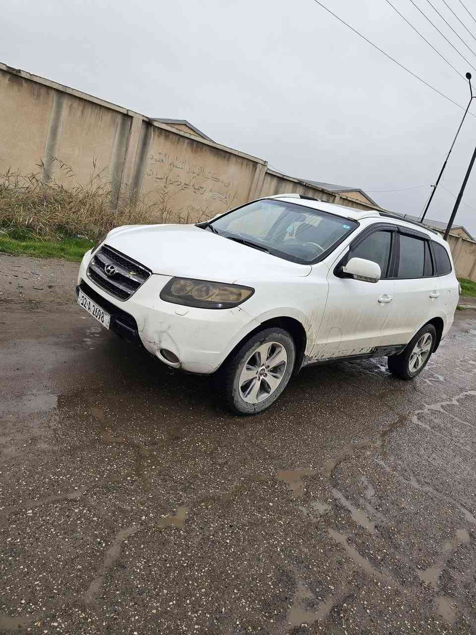 السلام عليكم
سنتافي للبيع موديل 2010
محرك 6. /2700 
فول مواصفات 7 راكب 3قطع تبريد
رقم نينوى جديد هزه فحص جديد 
كاربون بانزين/مكان موصل الأيسر 
السعر 117 وبيها مجال 
***********
***********
