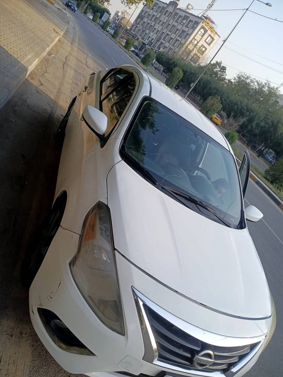 نيسان فيرسا ٢٠١٦  وارد امريكي باسمي رقم ذي قار مكانها بغداد الكاظميه السعر ٨٥ ورقه بيها تبديل بنيد وجاملغ بيه بارد فقط الباقي كله مكفول والسونار مرفق مع الصور  سياره حلوه وبالعافيه ع الياخذها ***********
