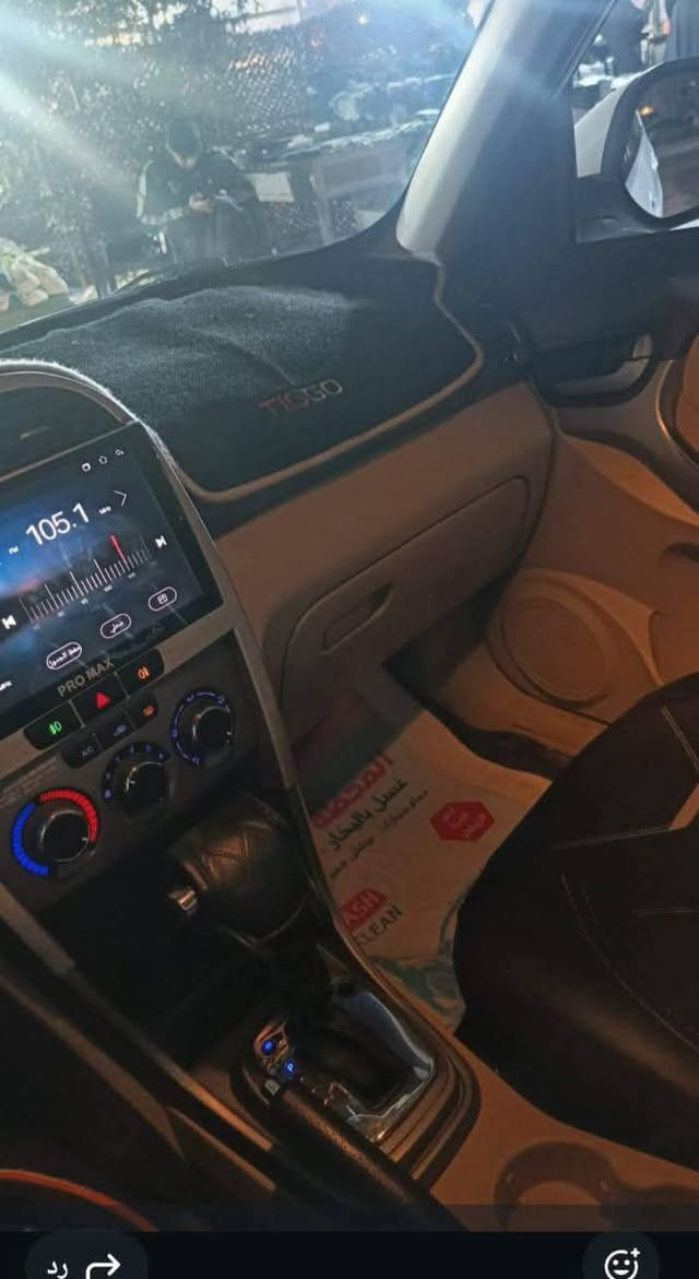 السلام عليكم عندي شيري تيكو3 موديل ٢٠١٨ لون ابيض بأسمي سنوية جديده ورقمها دولي ومواصفات كامله كلشي مناقصها تبريد تدفئة كلها فول ,ماشية ٥٤ حقيقي وقابله للزياده ، تحويل ثاني يوم مكاني السيدية اي استفسار رقمي *********** سعرها مناسب لان مستعجل بالبيع اتصل وتعرف السعر
