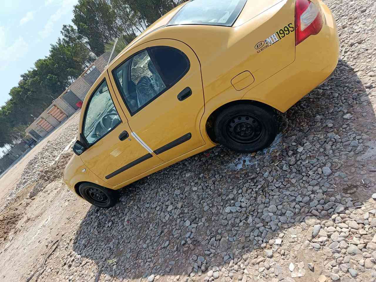 سلام عليكم طيبه موديل 16مكفواله كفاله عامه مكينه وكير كفاله تخم تاير جديد حداديه  جديده سياره جاهزه من كلشي تبريد ثلج رقم واسط دولي سنويه لا 30 تحويل ثاني يوم مكان السياره كوت مركز المدينة السعر 40لاستفار لا تصال على الرقم ***********
