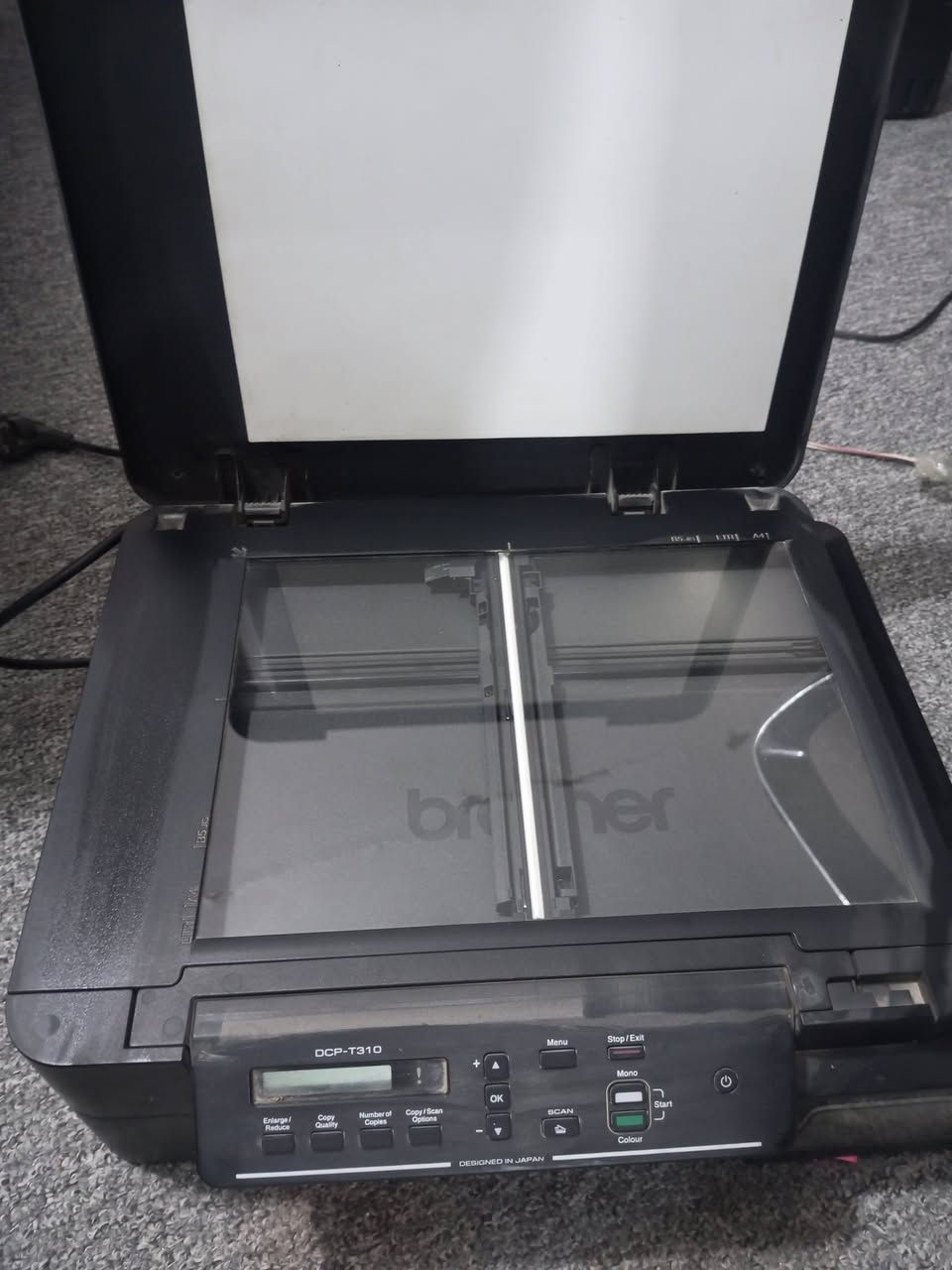 السلام عليكم 

 طابعة للبيع Canon G3470 الأصلية نضيفه جدا وستخدام بسيط سعره200الف وبيها مجال 

 للبيع طابعة برذر موديل DCP-T310، انضيفه  جداً ومثالية للطلاب والمكتب وسعره 180 وبيه مجال بسيط


**إذا كنت صاحب هذا الإعلان وتريد حذفه لأي سبب، رجاءا أرسل رسالة إلى الدعم الفني**