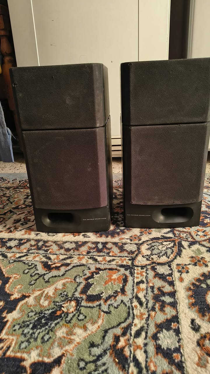 سماعات سوني شغالات  يابانيه ٥٠ واط ٦٥ الف


**إذا كنت صاحب هذا الإعلان وتريد حذفه لأي سبب، رجاءا أرسل رسالة إلى الدعم الفني**