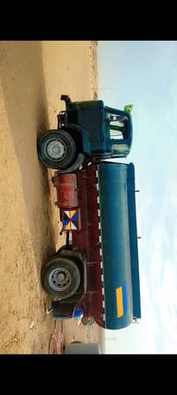 تنكر • حمولة 12 طن • محرك سكانيا