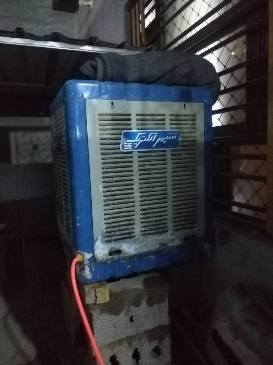 مبرده سوبر نضيفه مال بيت سعر ١٠٠ جلولاء العروبه ***********
